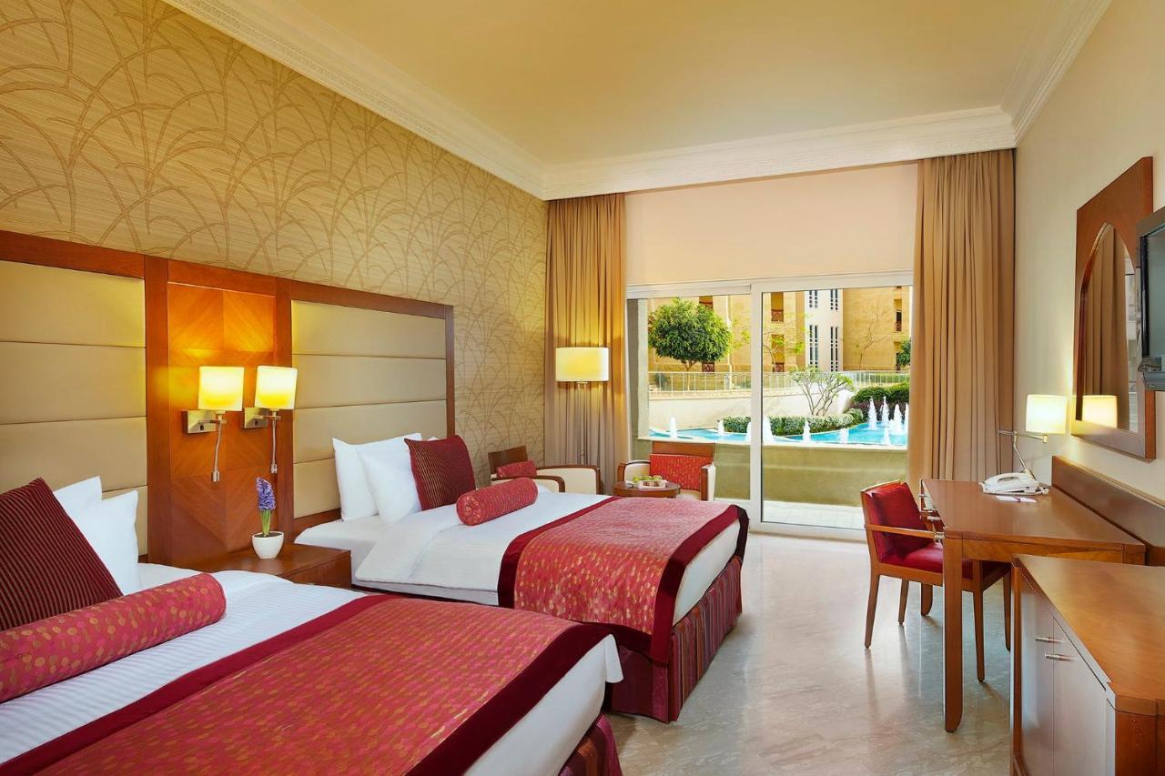 Crowne Plaza Jordan Dead Sea Resort & Spa, An Ihg Hotel Sweimeh Exteriör bild